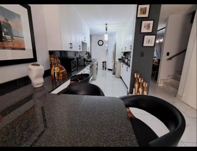 3 BEDROOM TOWNHOUSE FOR SALE IN BRACKENHURST